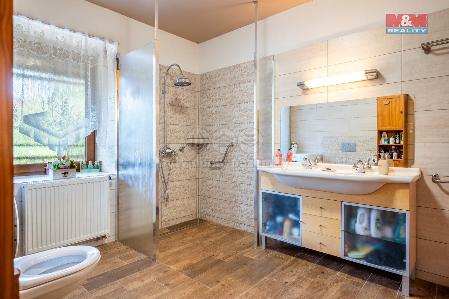 Prodej komerčního prostoru 400 m² - foto 30