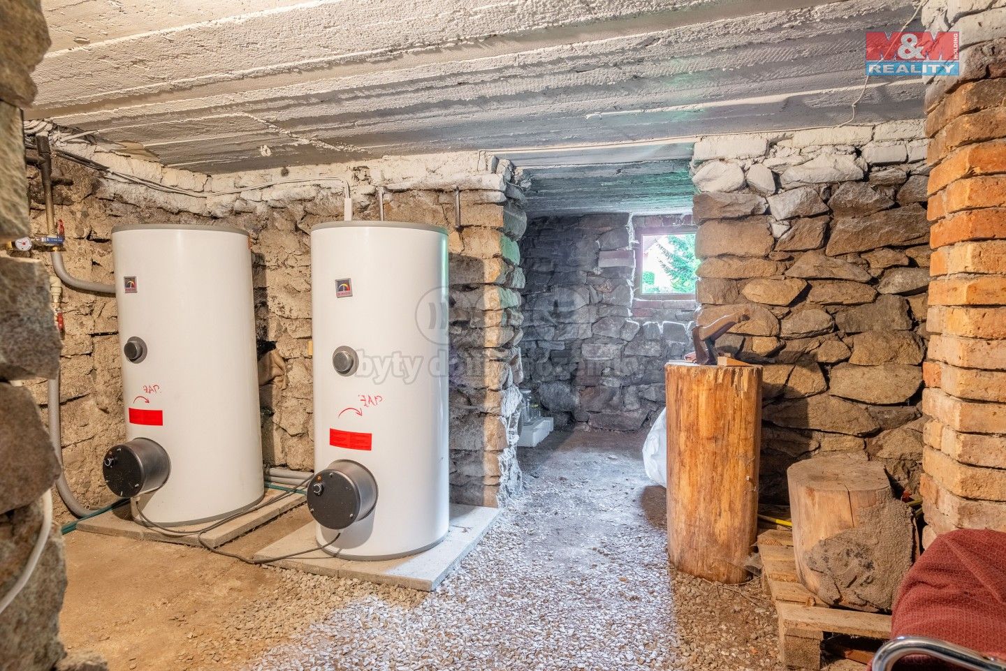Prodej komerčního prostoru 400 m² - foto 38