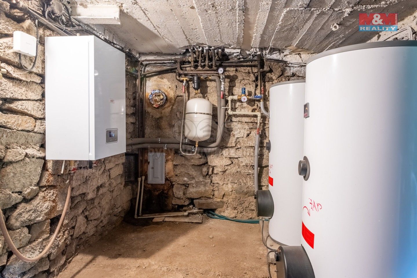 Prodej komerčního prostoru 400 m² - foto 39