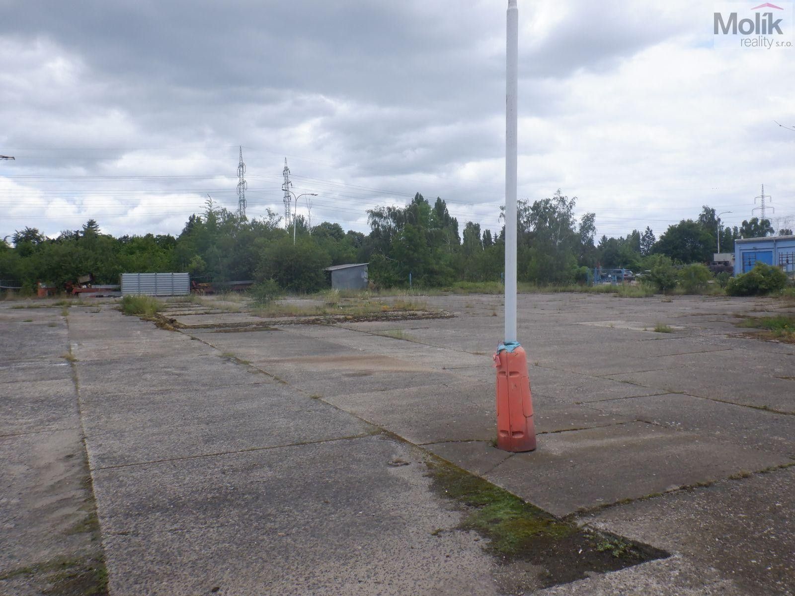 Pronájem komerčního prostoru 2500 m² - foto 9