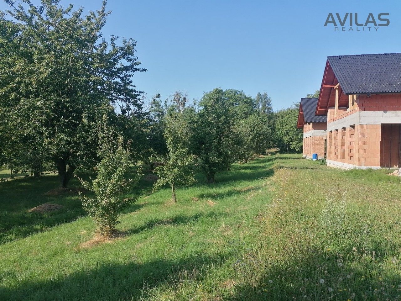 Prodej pozemku 2940 m² - foto 1
