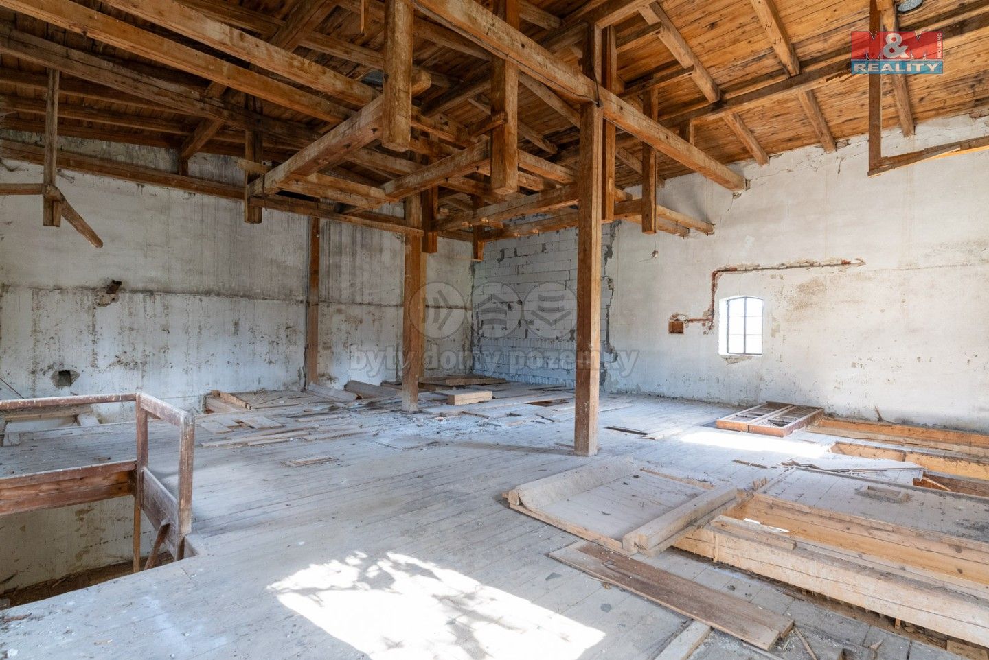 Prodej komerčního prostoru 250 m² - foto 23