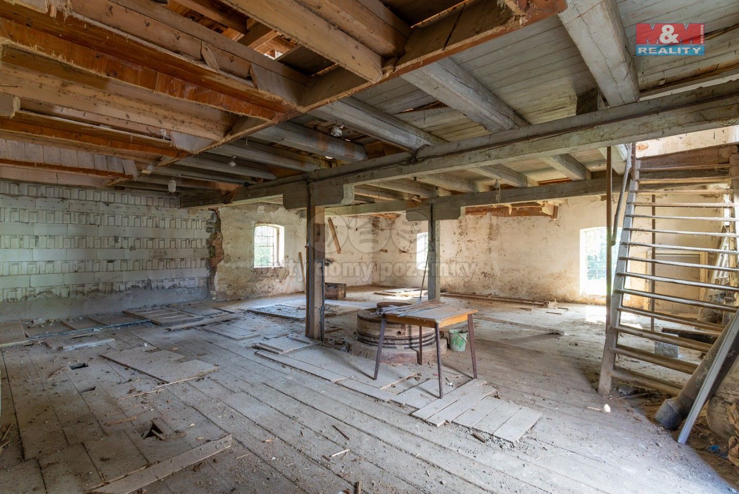 Prodej komerčního prostoru 250 m² - foto 22