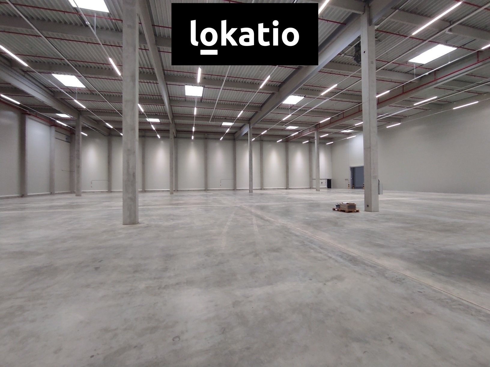 Pronájem komerčního prostoru 7420 m² - foto 2