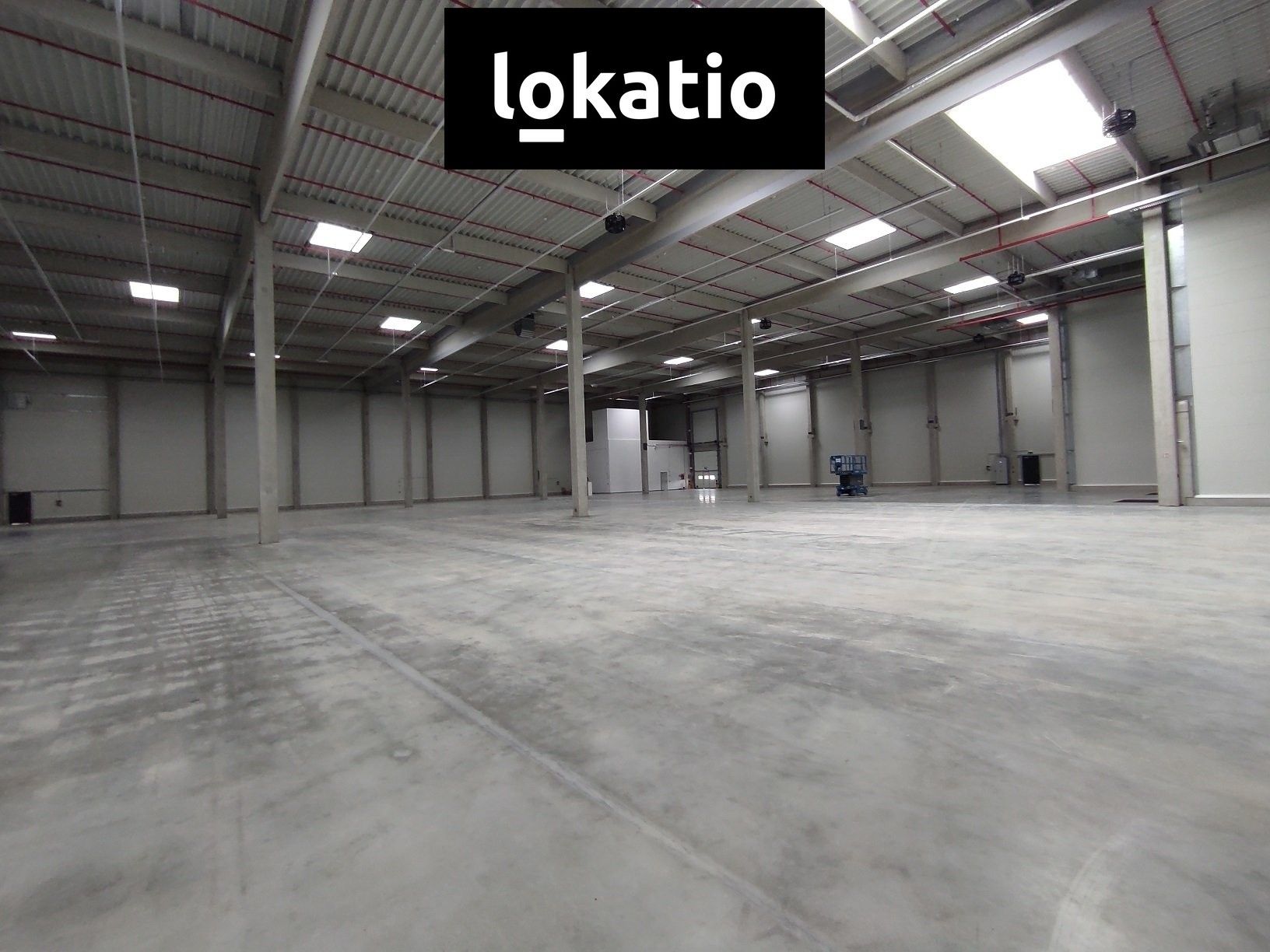 Pronájem komerčního prostoru 7420 m² - foto 19