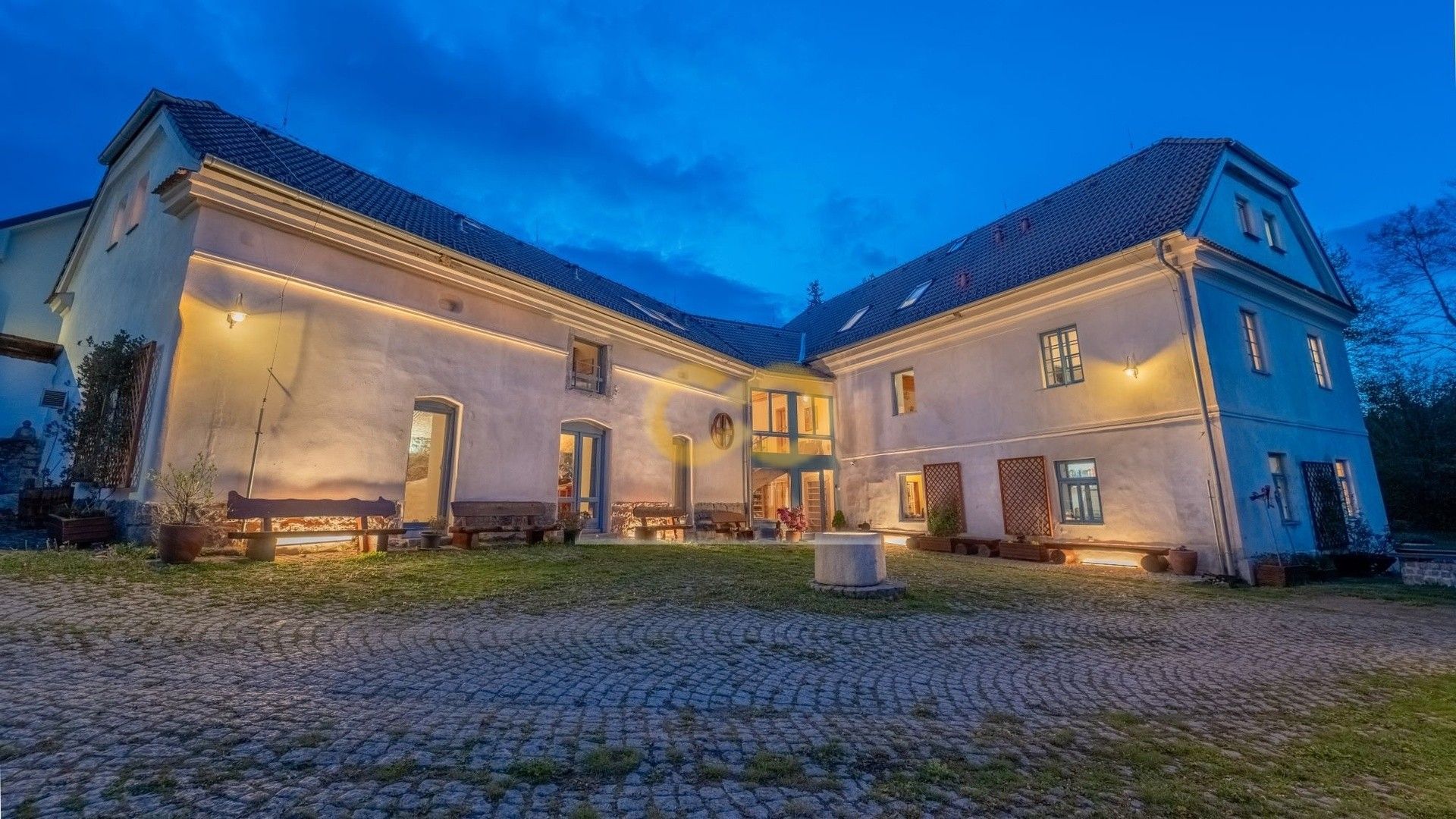 Prodej domu 590 m² - foto 4