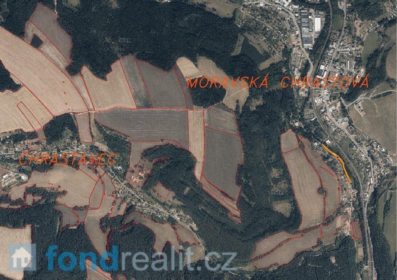 Prodej nemovitosti 2116 m² - foto 4