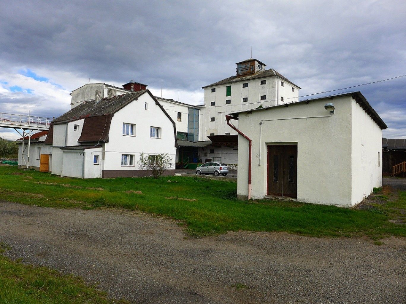 Prodej komerčního prostoru 7741 m² - foto 1