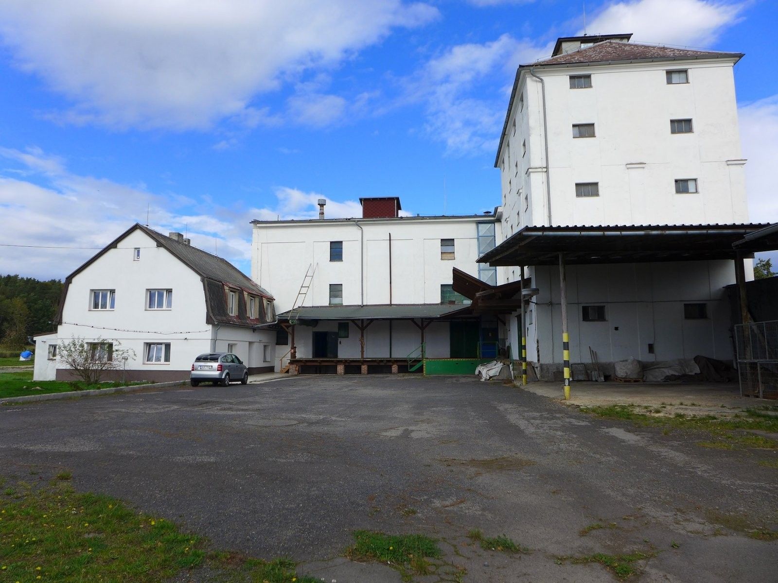 Prodej komerčního prostoru 7741 m² - foto 2