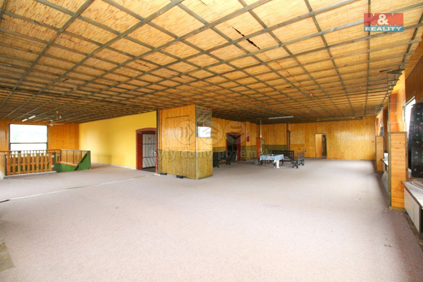 Pronájem komerčního prostoru 450 m² - foto 2
