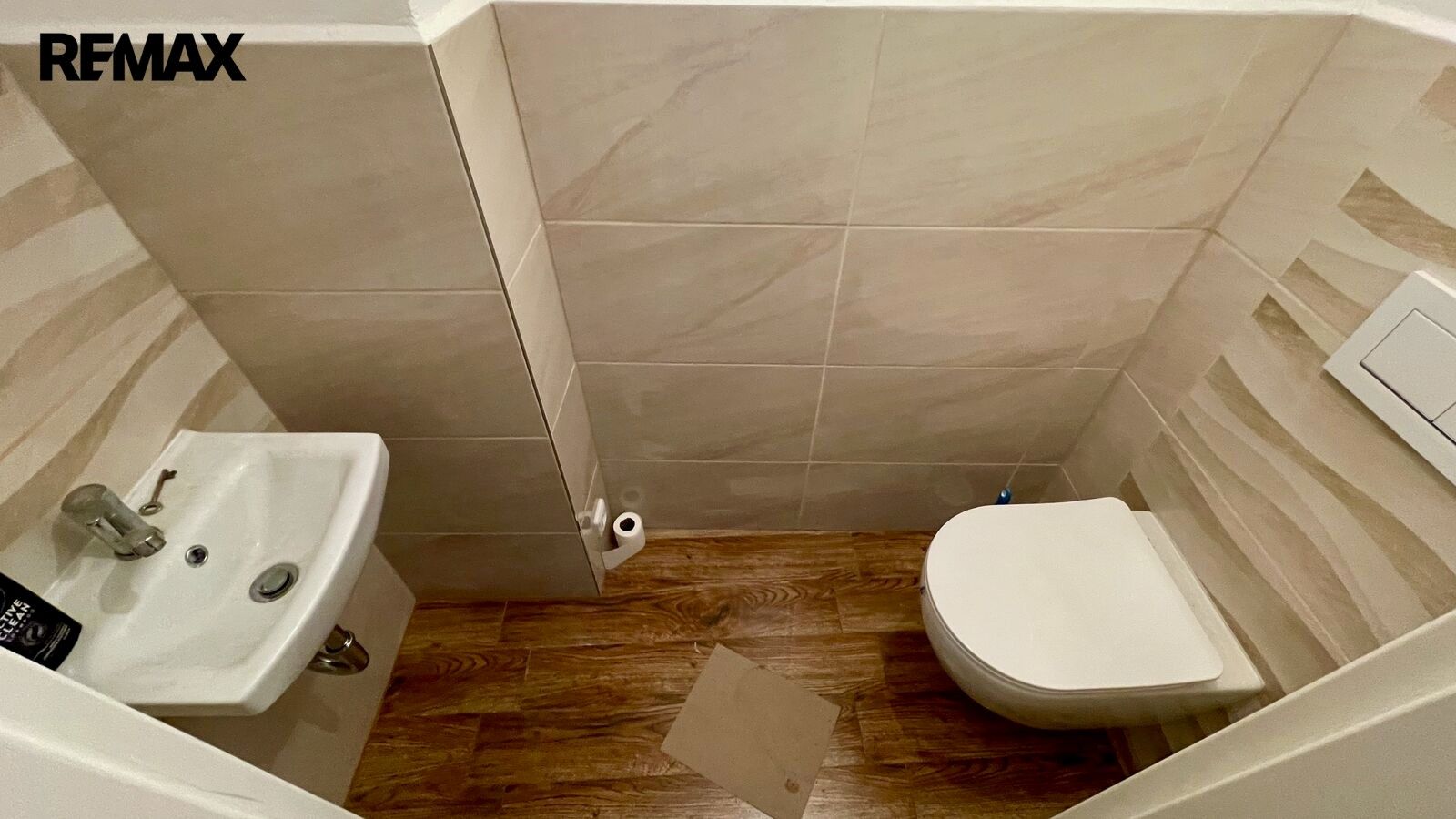 Pronájem bytu 3+kk 65 m² - foto 11