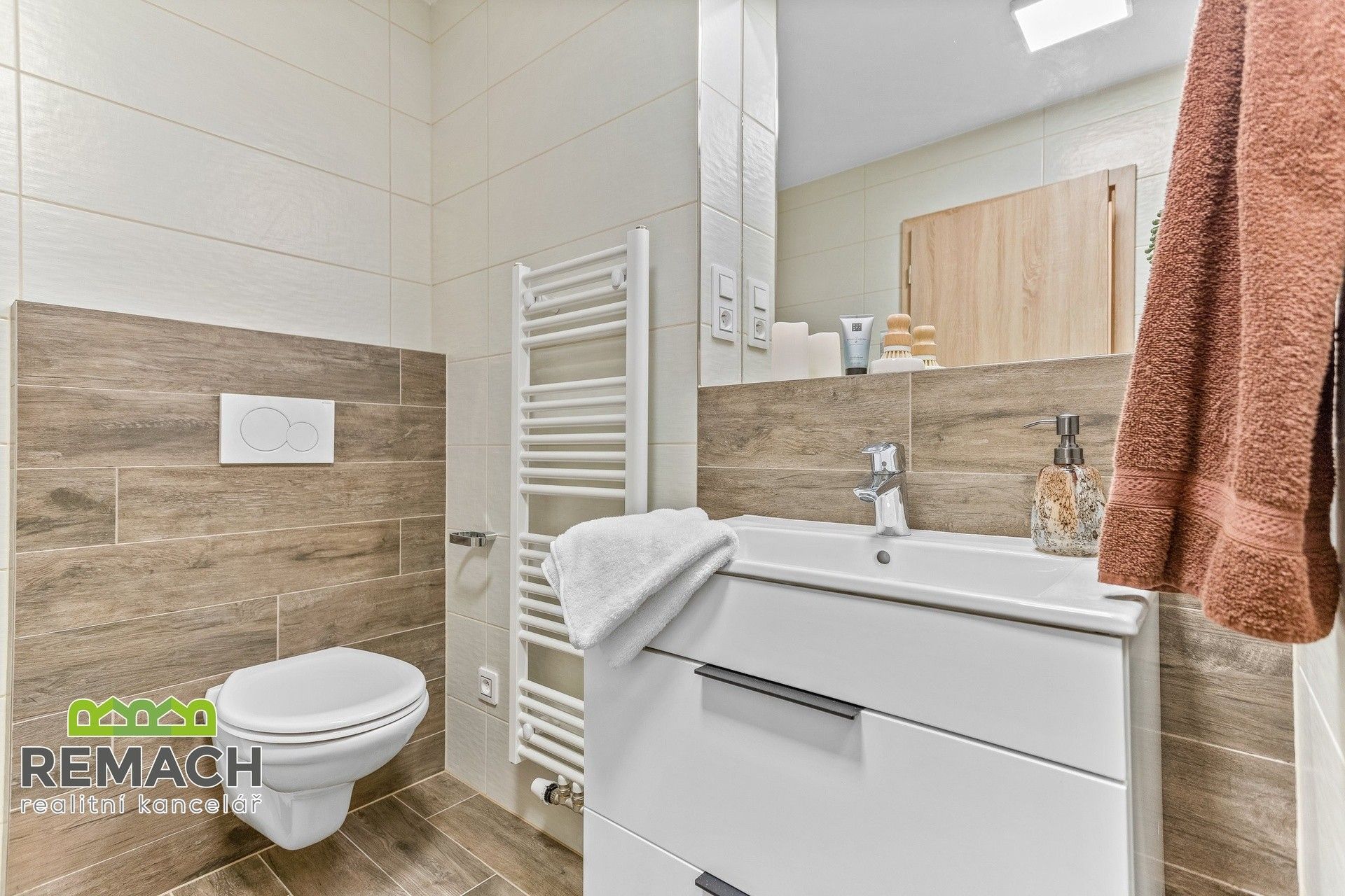 Pronájem bytu 2+kk 56 m² - foto 6
