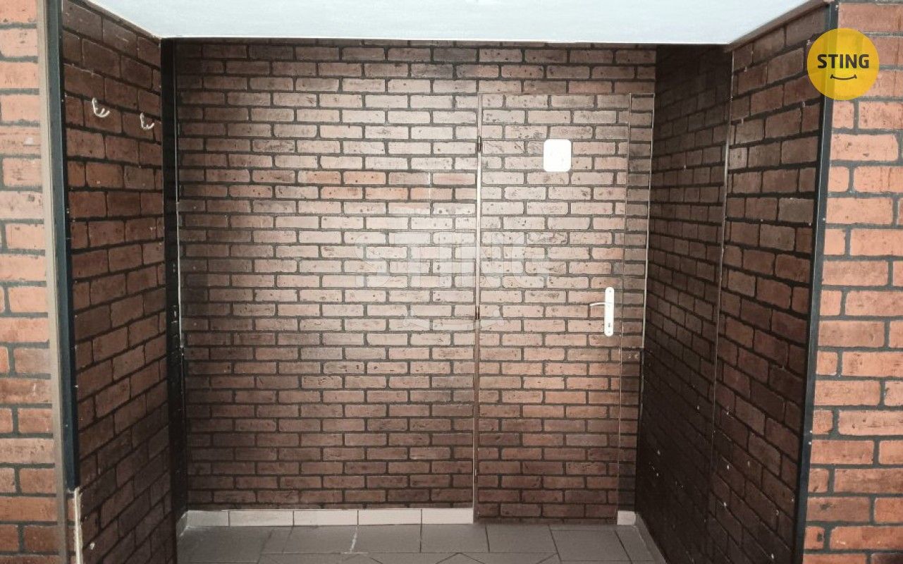 Pronájem komerčního prostoru 61 m² - foto 5