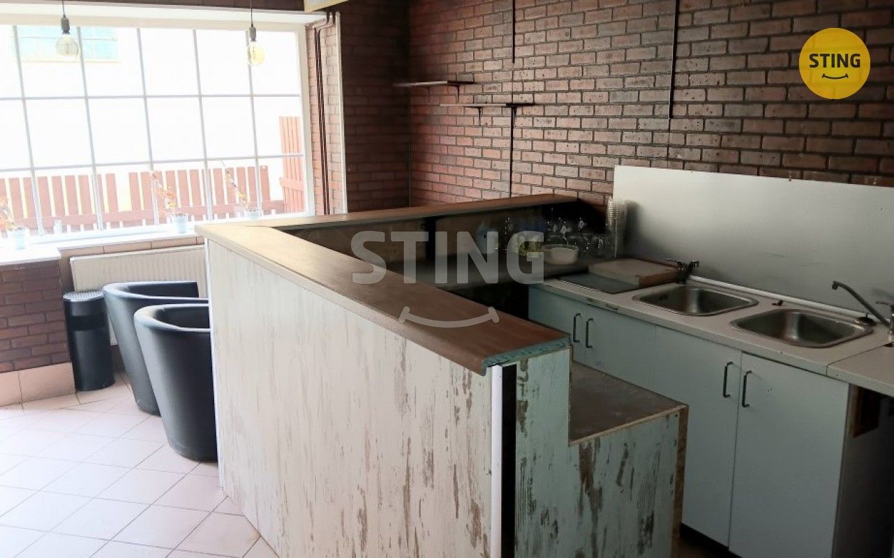 Pronájem komerčního prostoru 61 m² - foto 7