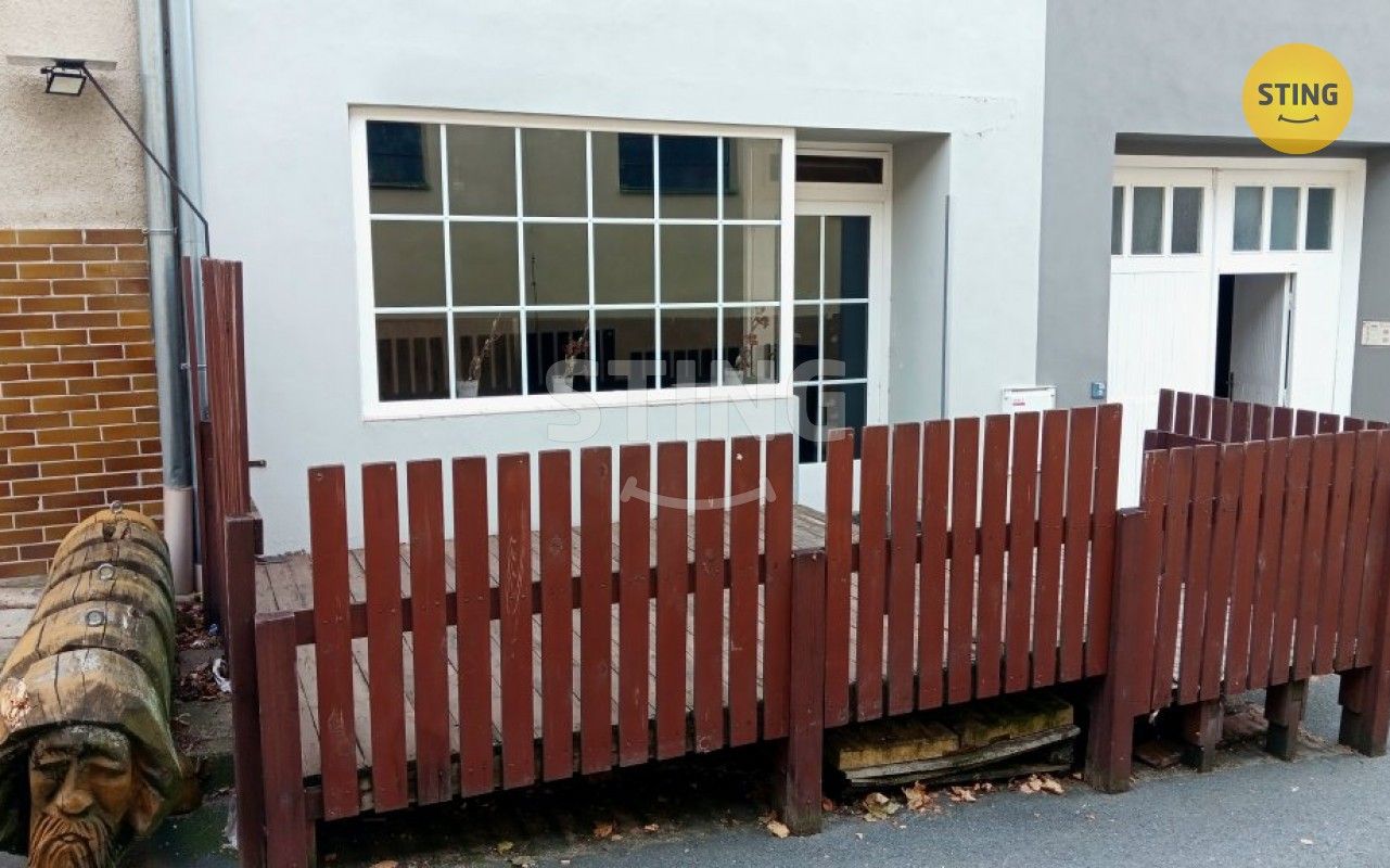 Pronájem komerčního prostoru 61 m² - foto 9