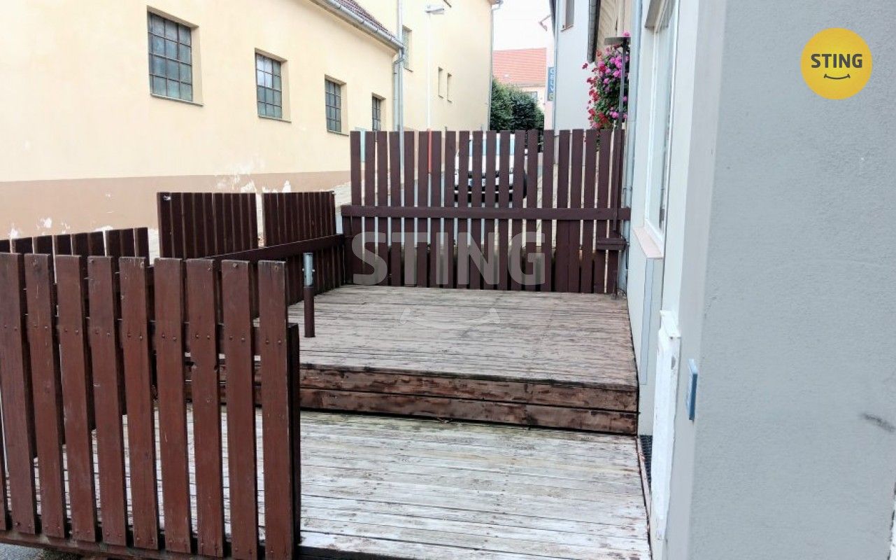 Pronájem komerčního prostoru 61 m² - foto 10