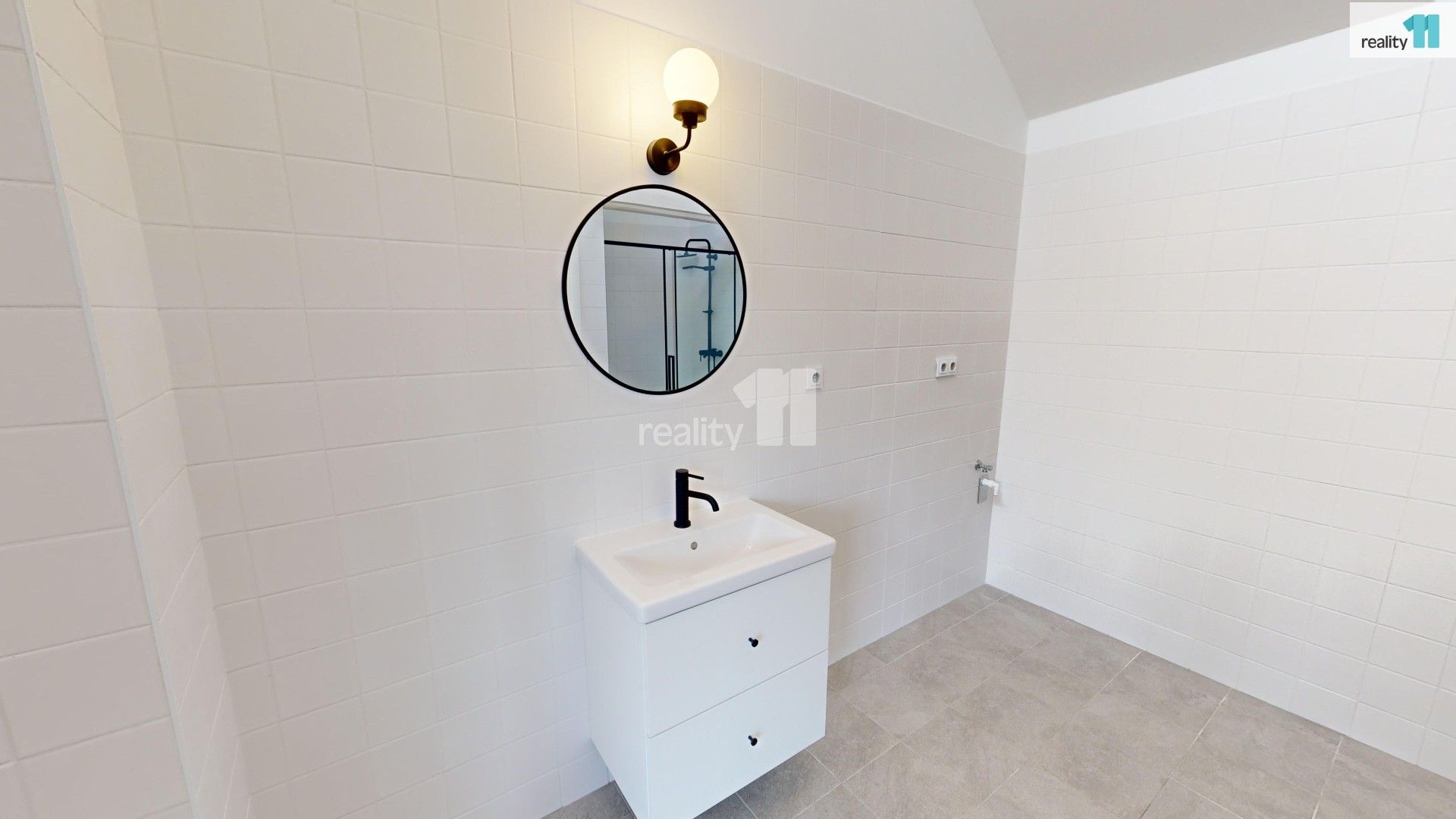 Pronájem bytu 2+kk 151 m² - foto 12