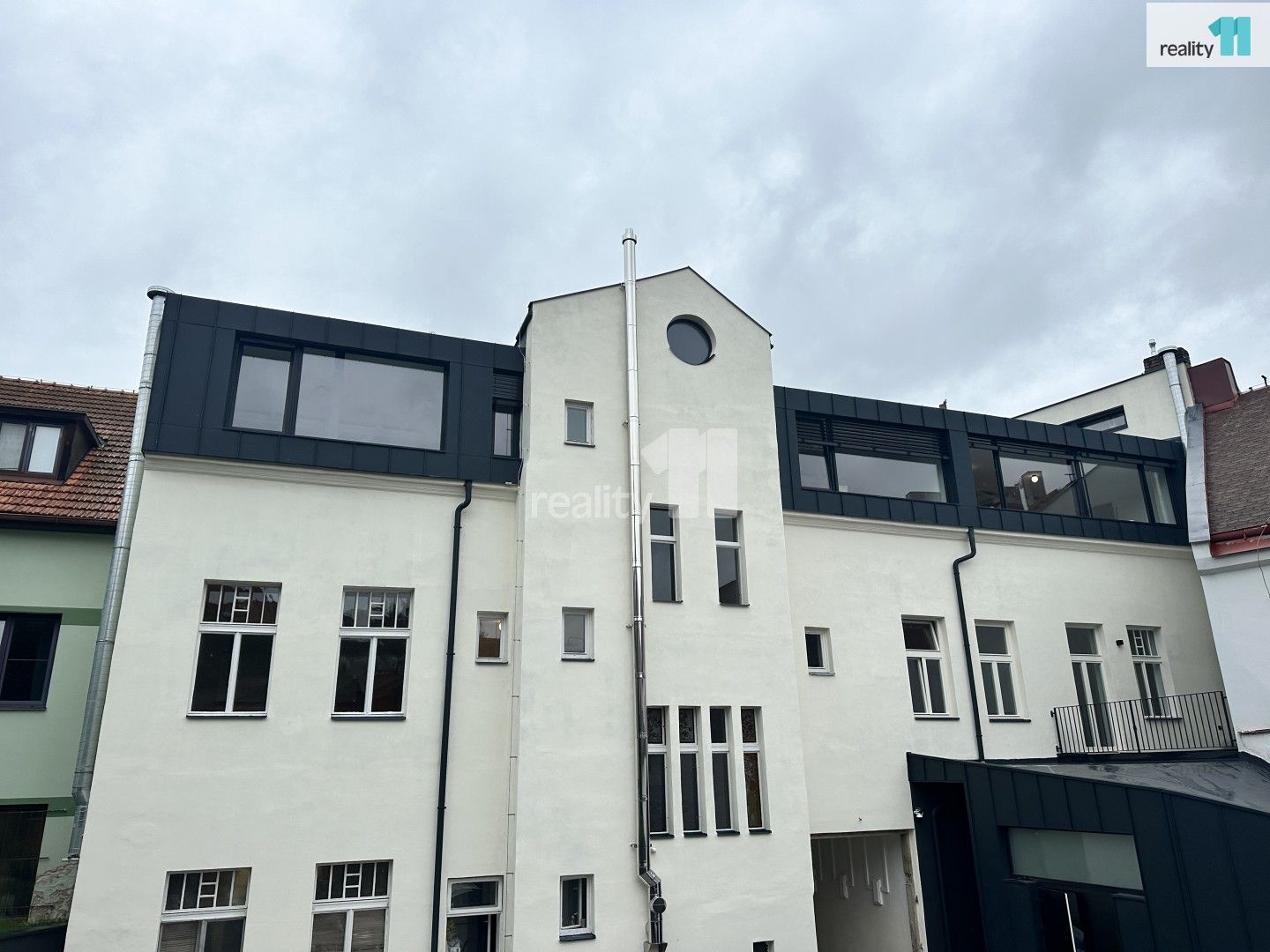 Pronájem bytu 2+kk 151 m² - foto 18