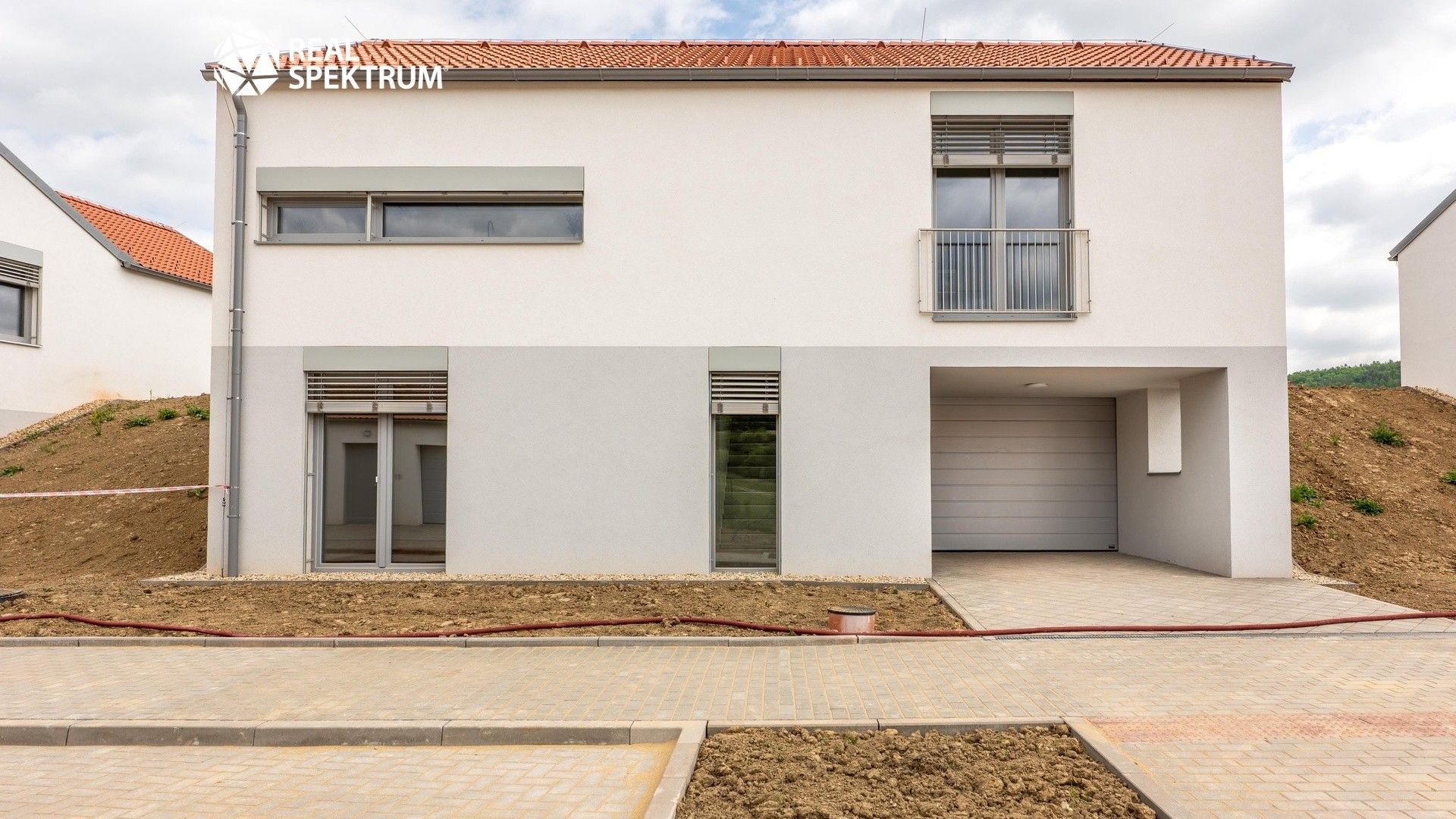 Prodej domu 176 m² - foto 1