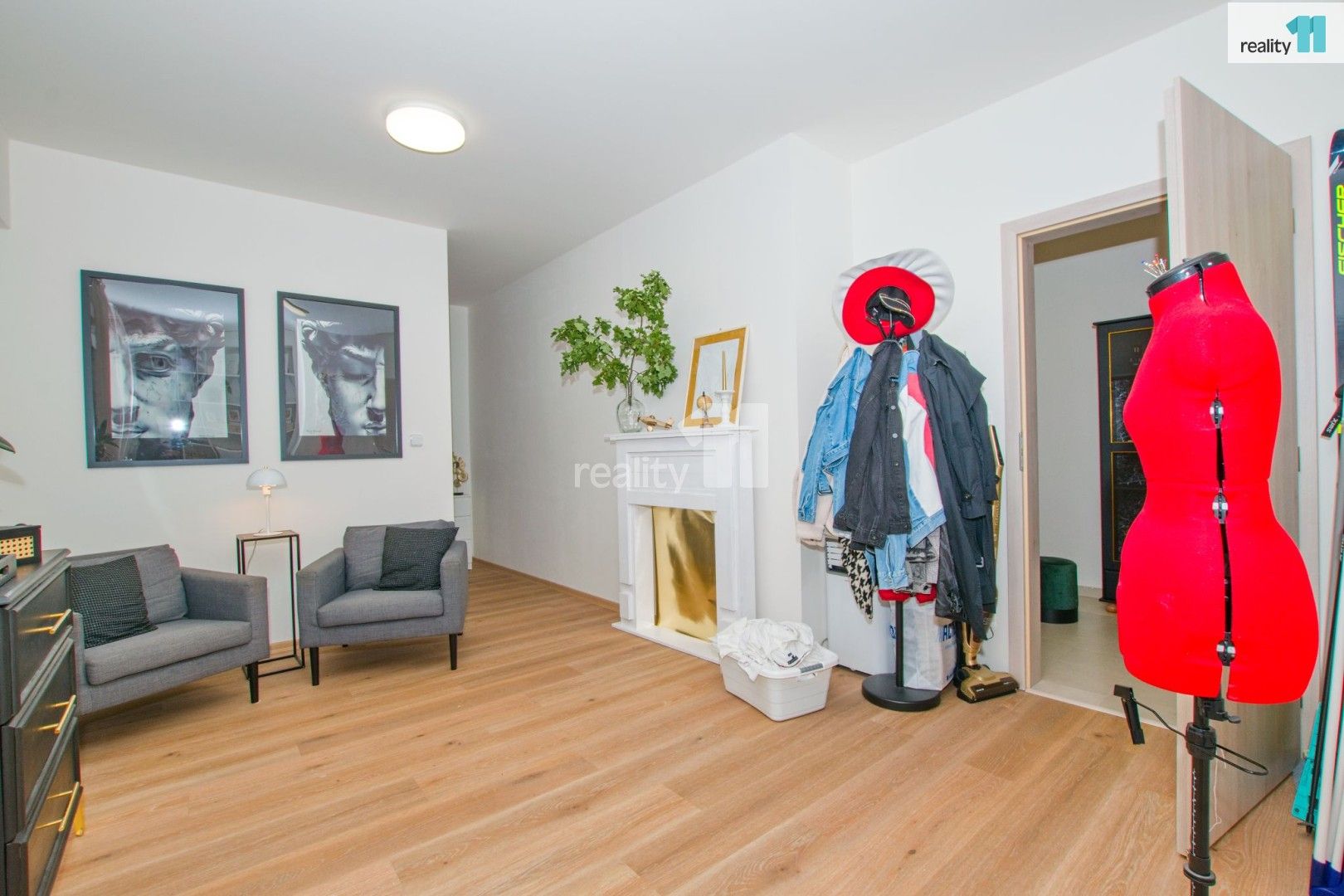Pronájem bytu 3+kk 94 m² - foto 11