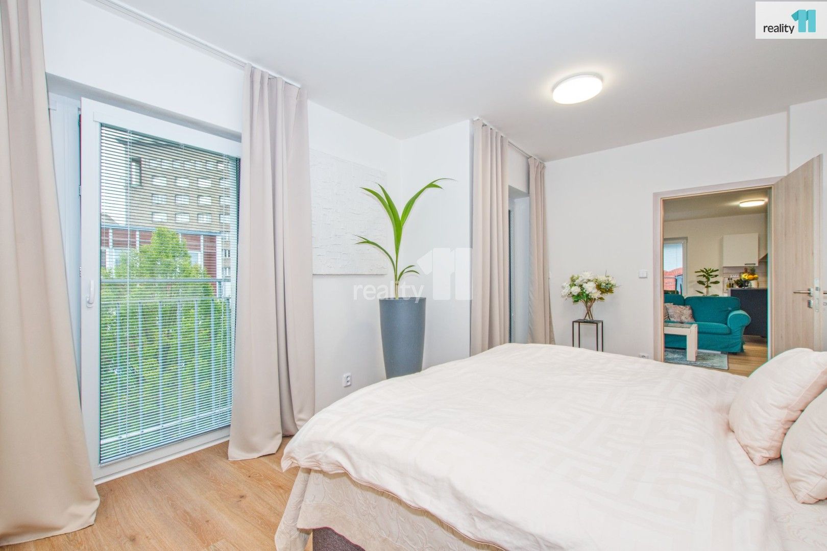 Pronájem bytu 3+kk 94 m² - foto 16