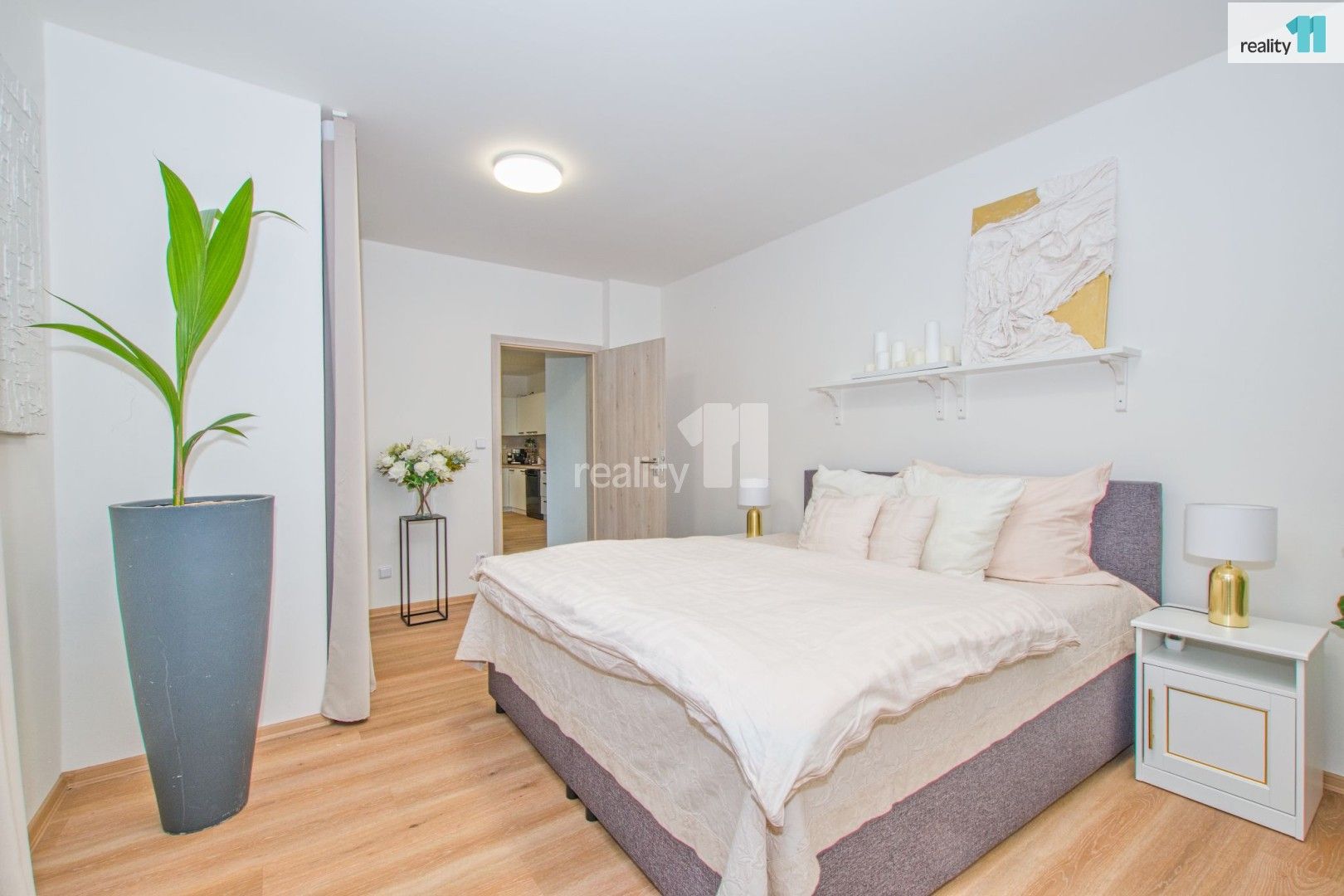 Pronájem bytu 3+kk 94 m² - foto 17