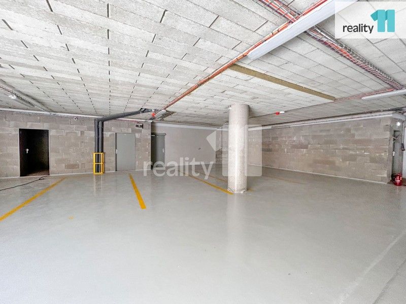 Pronájem bytu 3+kk 94 m² - foto 30