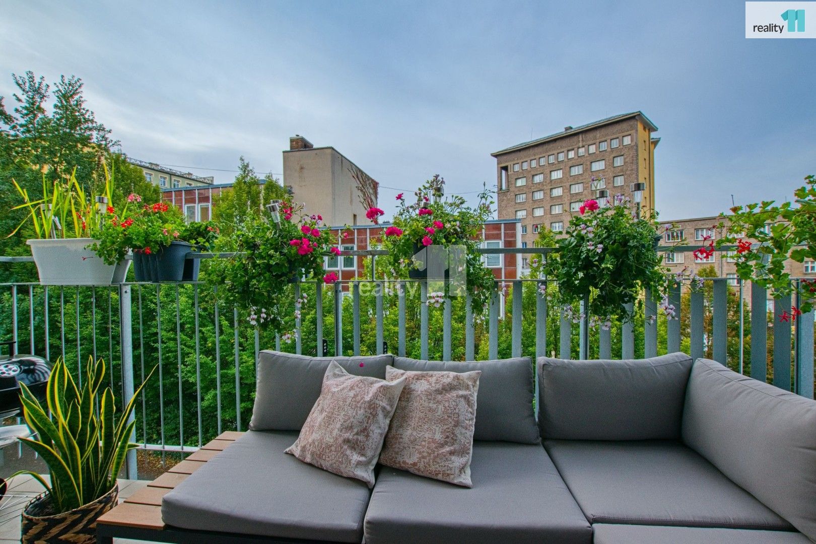 Pronájem bytu 3+kk 94 m² - foto 26