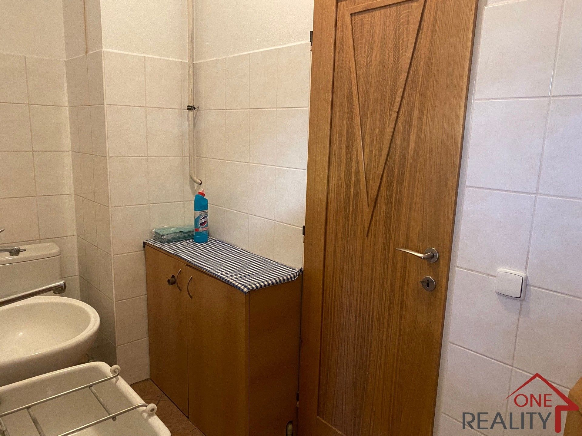 Pronájem komerčního prostoru 90 m² - foto 6