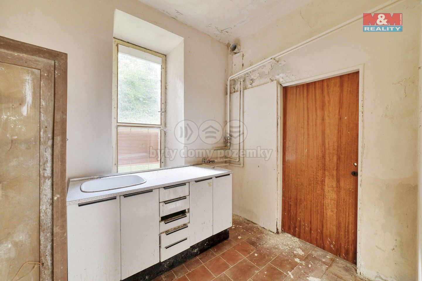 Prodej komerčního prostoru 143 m² - foto 7