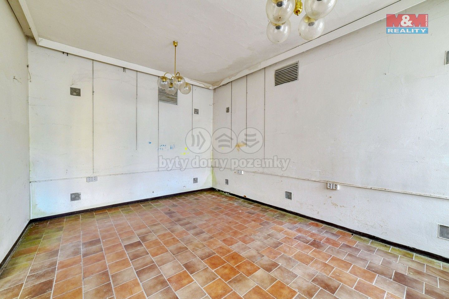 Prodej komerčního prostoru 143 m² - foto 14
