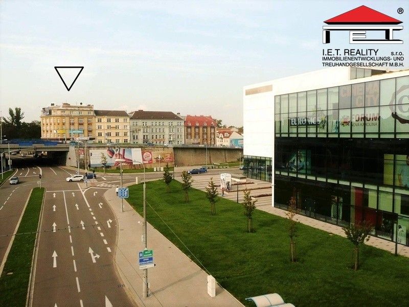 Pronájem komerčního prostoru 100 m² - foto 13