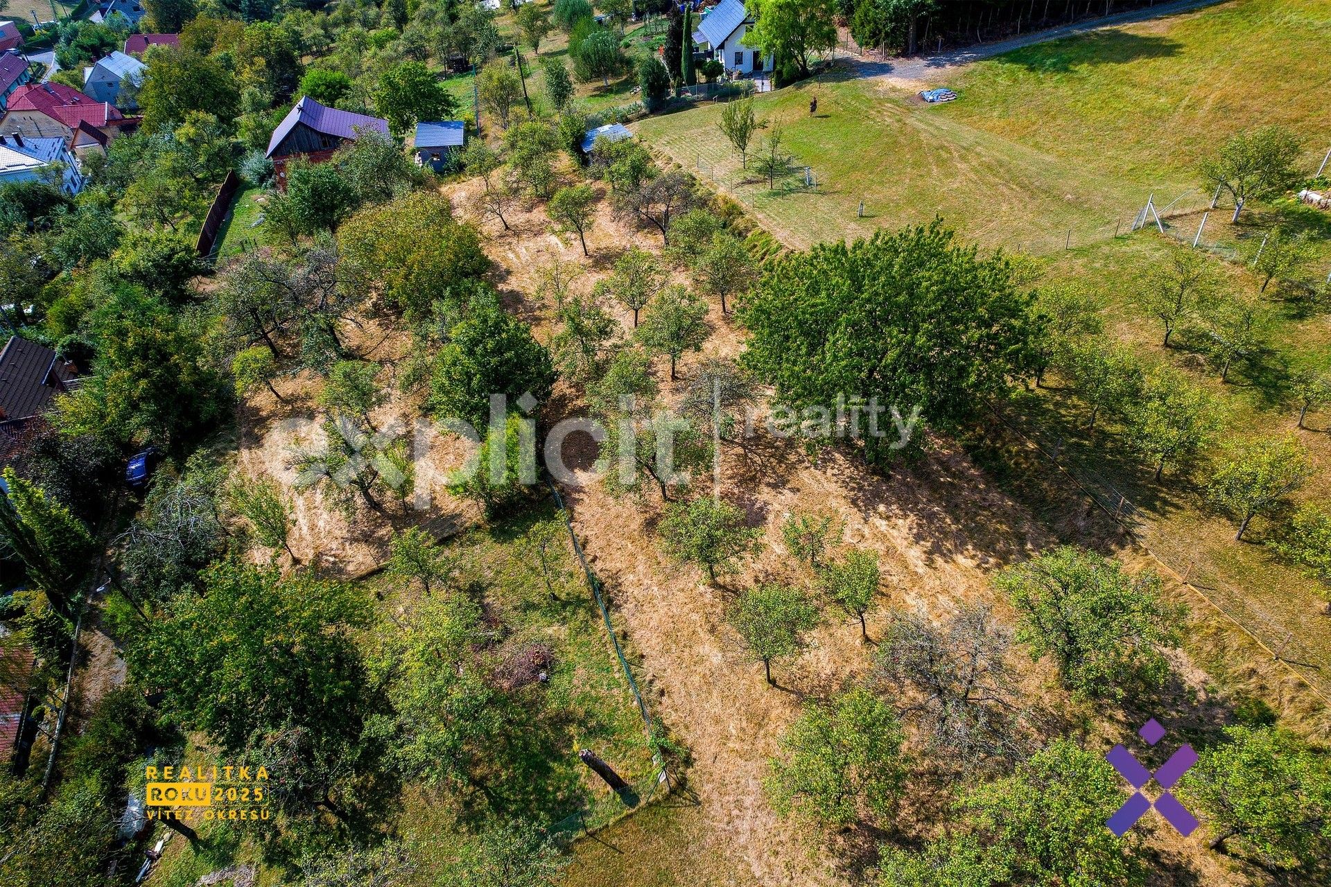 Prodej pozemku 1075 m² - foto 4