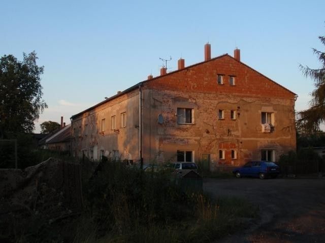 Pronájem bytu 1+1 63 m² - foto 1