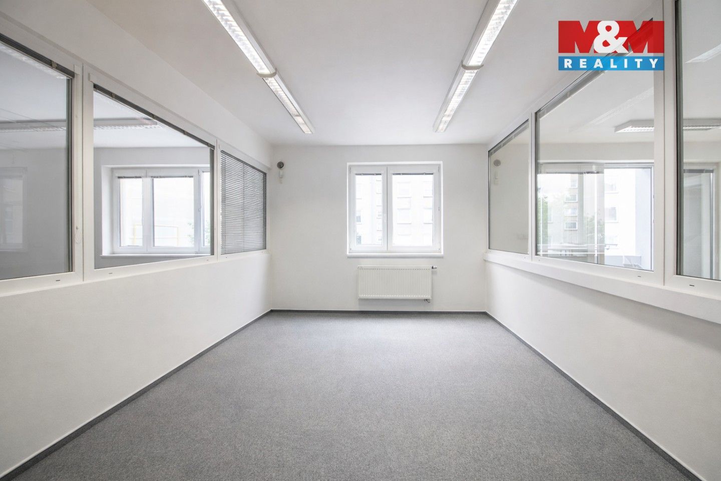 Prodej komerčního prostoru 401 m² - foto 3