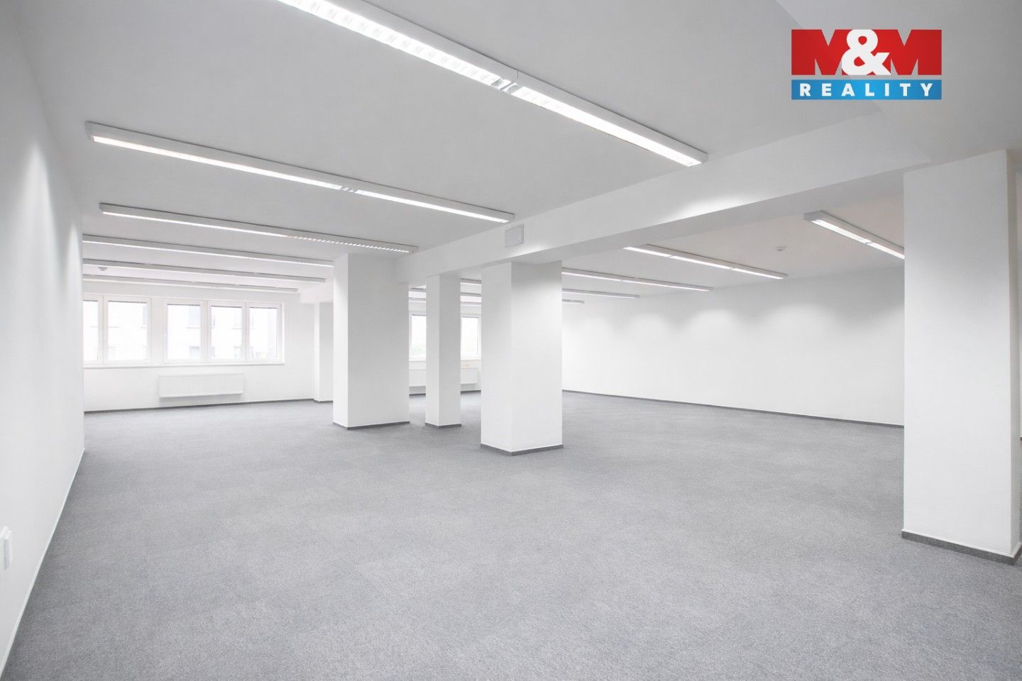 Prodej komerčního prostoru 401 m² - foto 4