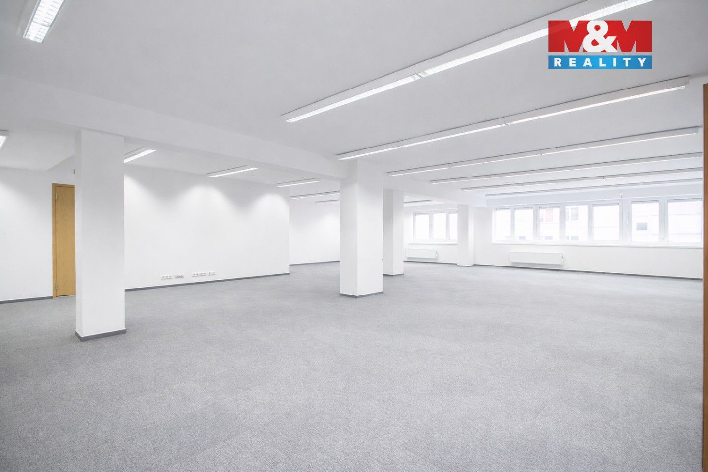 Prodej komerčního prostoru 401 m² - foto 9