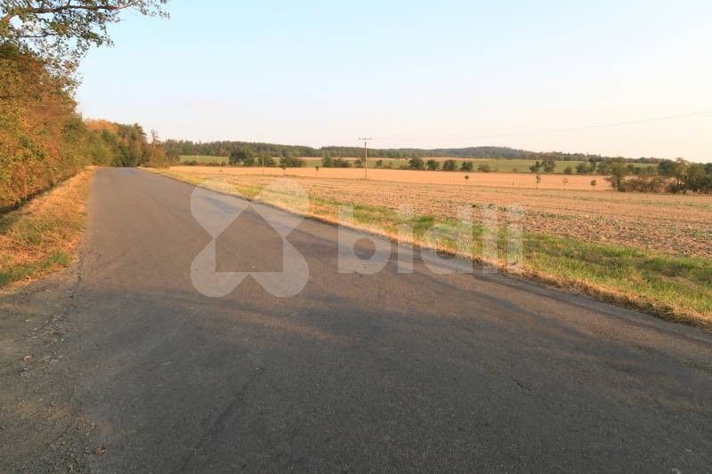 Prodej pozemku 3030 m² - foto 1