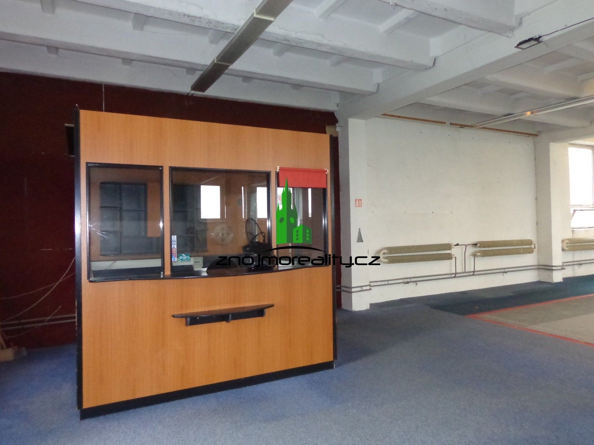 Pronájem komerčního prostoru 635 m² - foto 4