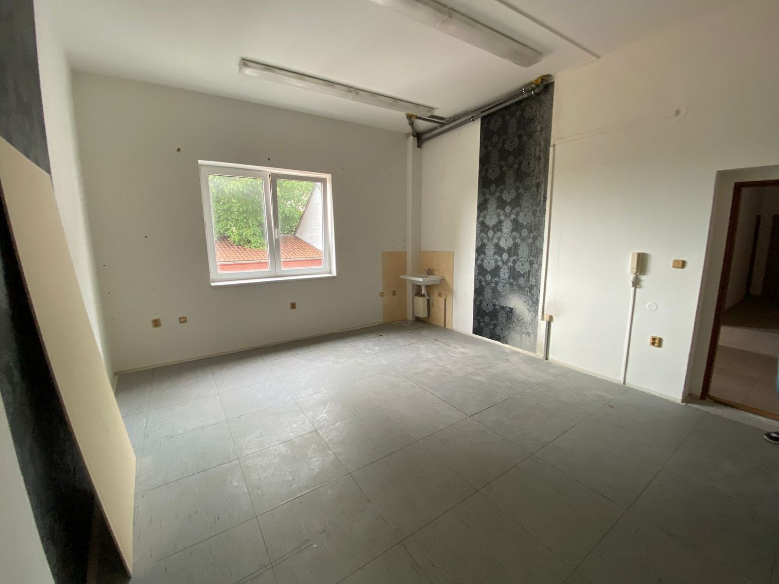 Pronájem komerčního prostoru 50 m² - foto 7
