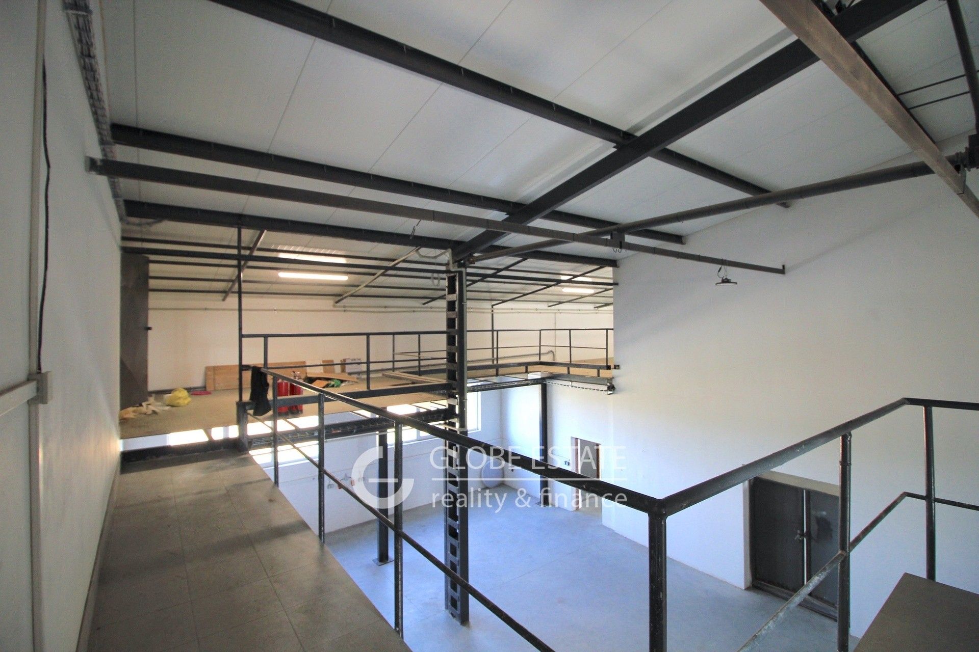 Pronájem komerčního prostoru 1000 m² - foto 14
