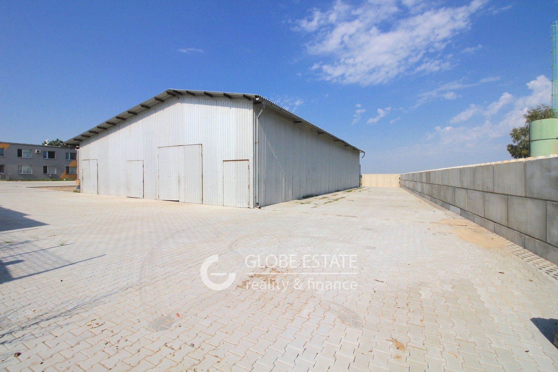 Pronájem komerčního prostoru 1000 m² - foto 21