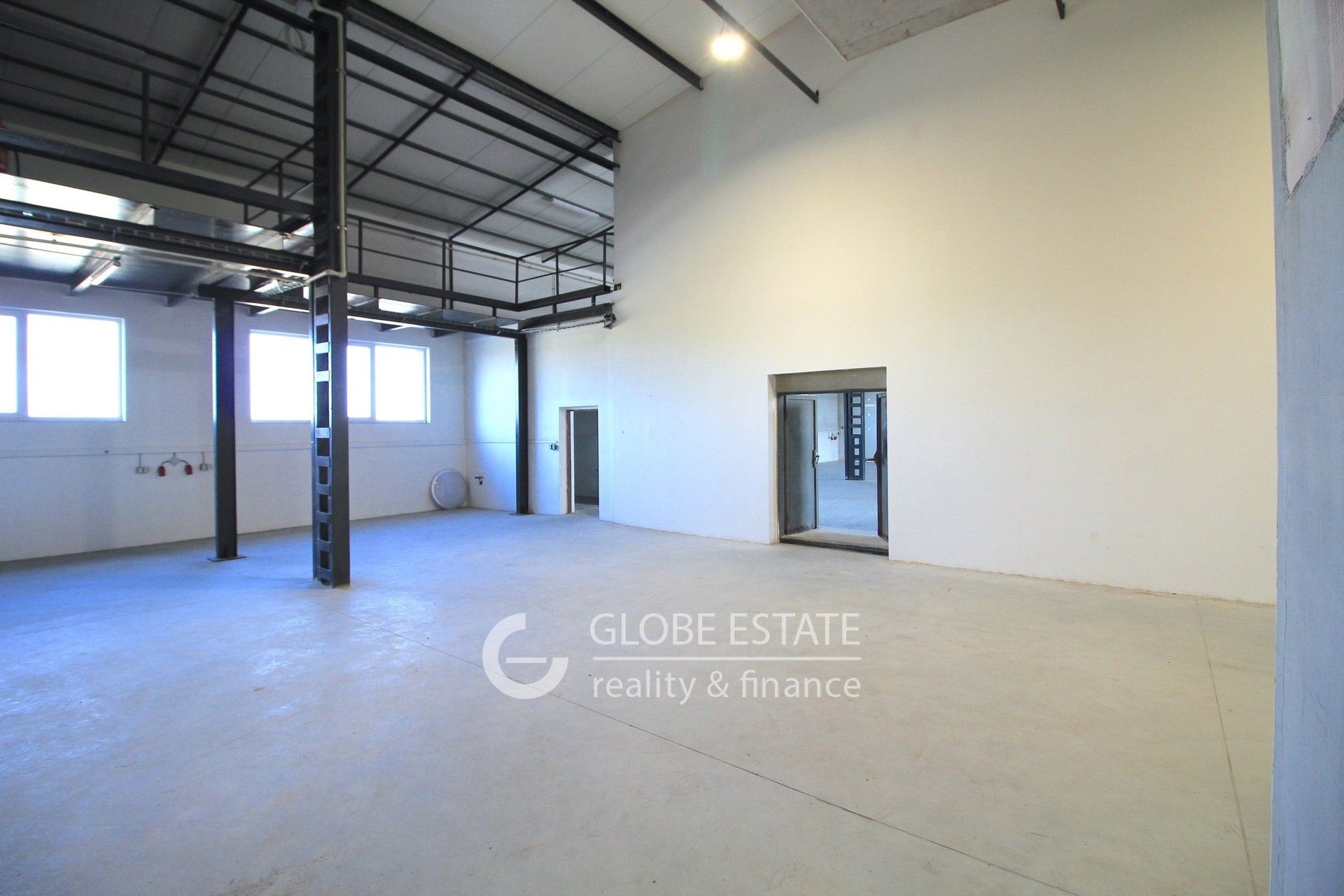 Pronájem komerčního prostoru 1000 m² - foto 18