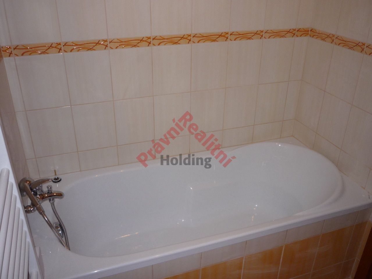Pronájem bytu 4+1 86 m² - foto 4