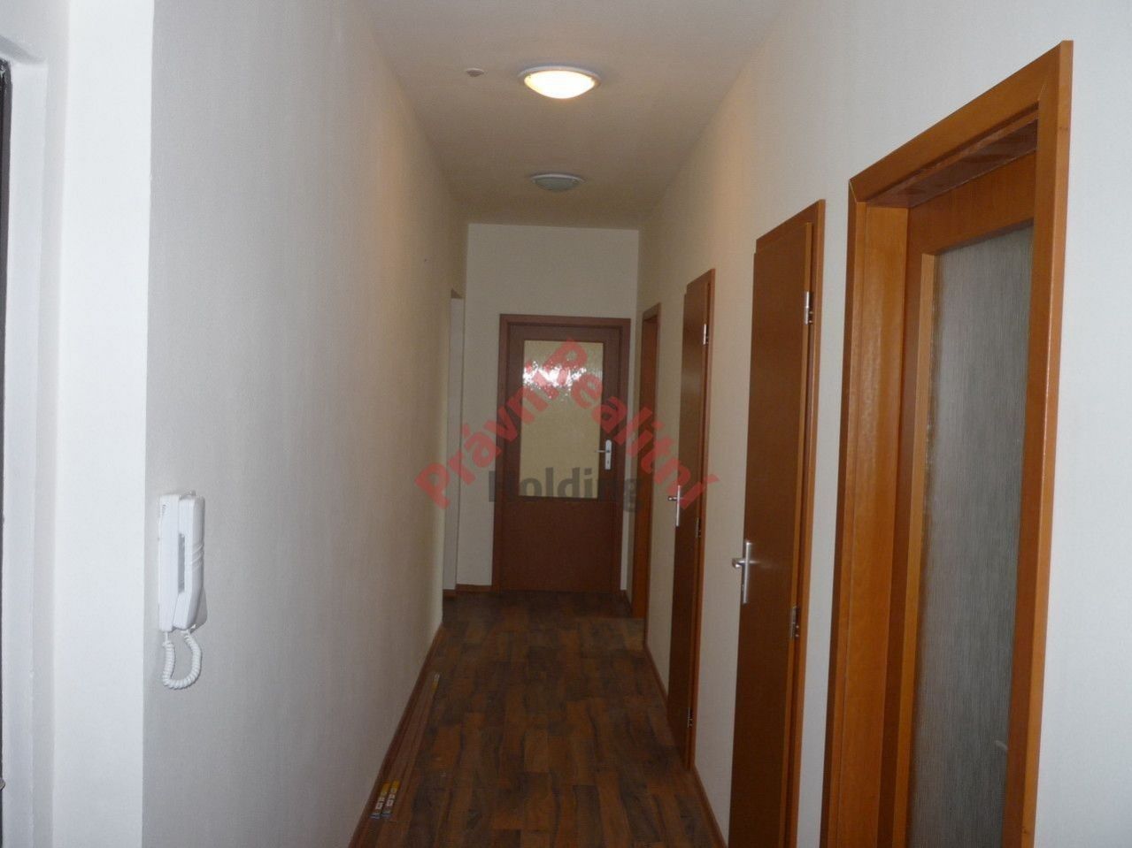 Pronájem bytu 4+1 86 m² - foto 10