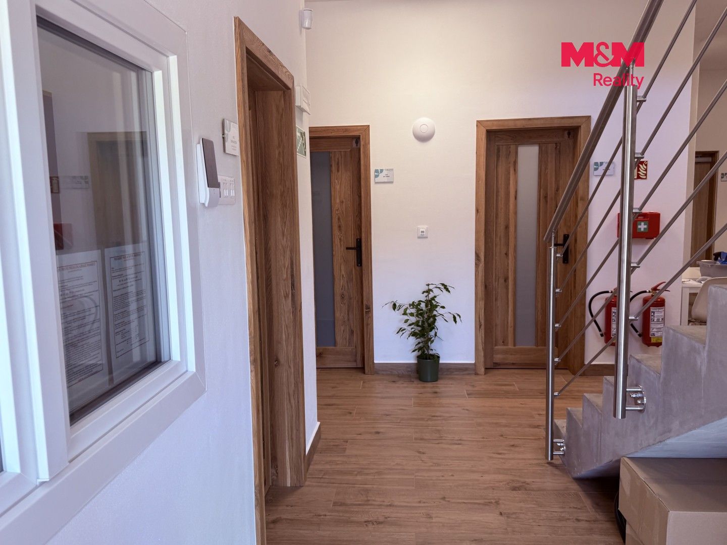 Pronájem komerčního prostoru 1049 m² - foto 6