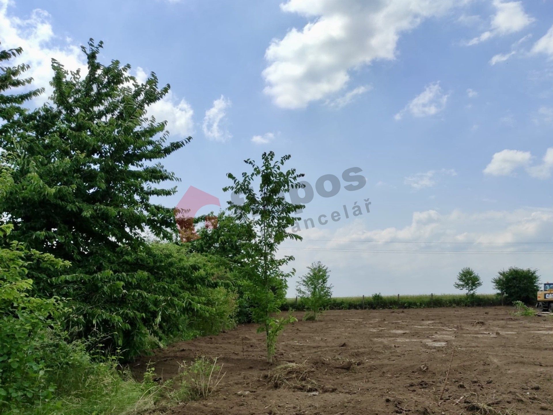 Prodej pozemku 4174 m² - foto 1