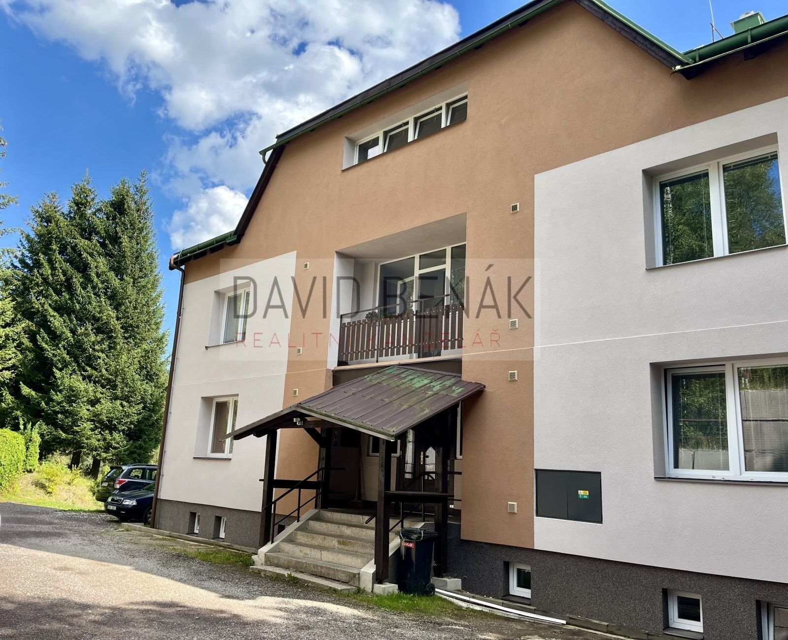 Prodej bytu 3+1 75 m² - foto 1