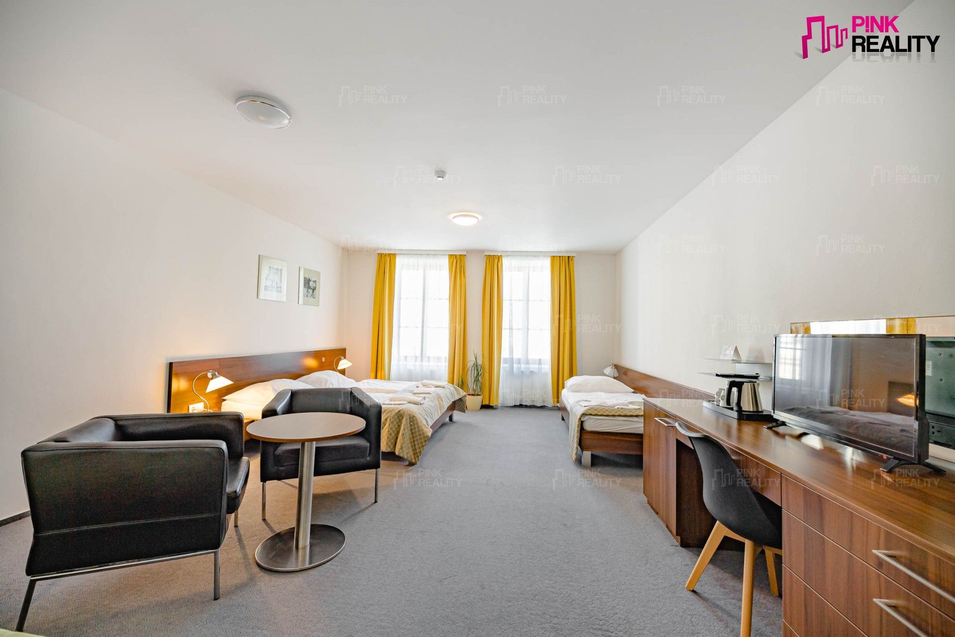 Prodej komerčního prostoru 597 m² - foto 3