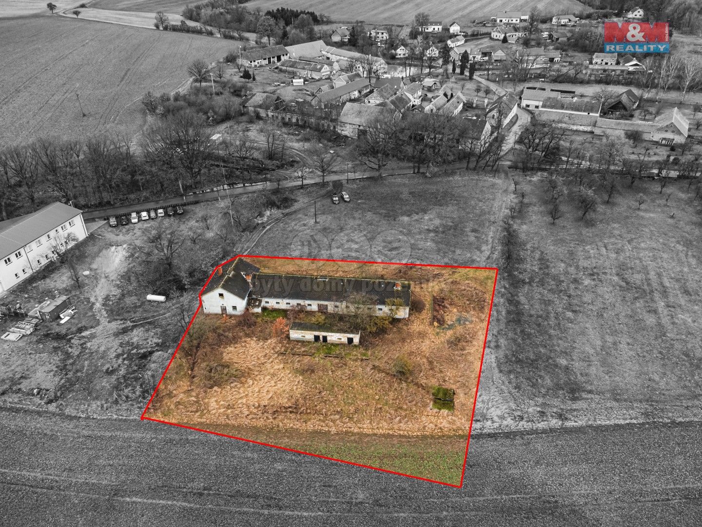 Prodej nemovitosti 600 m² - foto 4